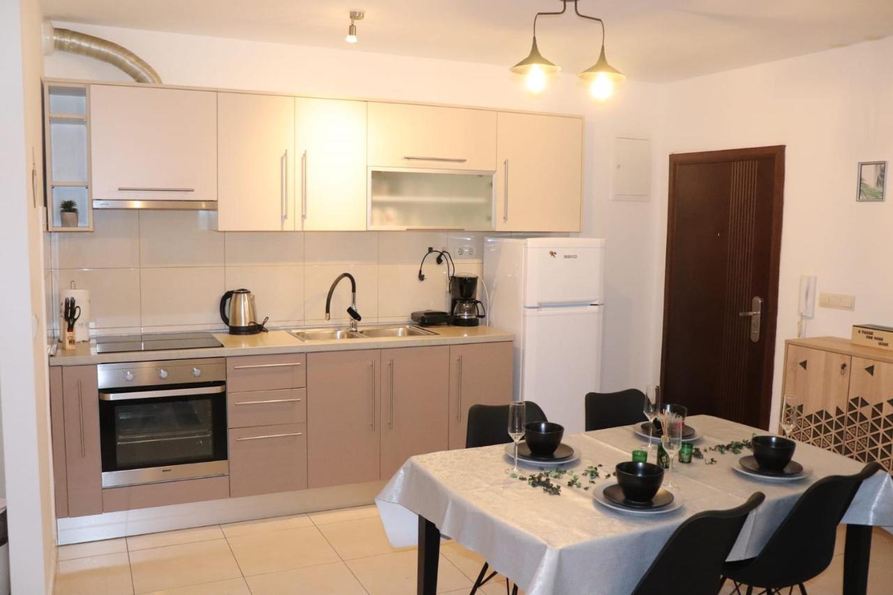 Apartments Kikaso - Near Mall Of Split, Free Parking Ngoại thất bức ảnh